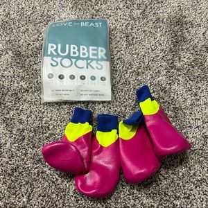 NEW LOVE THY BEAST Rubber Dipped Socks Pink Blue Size 5